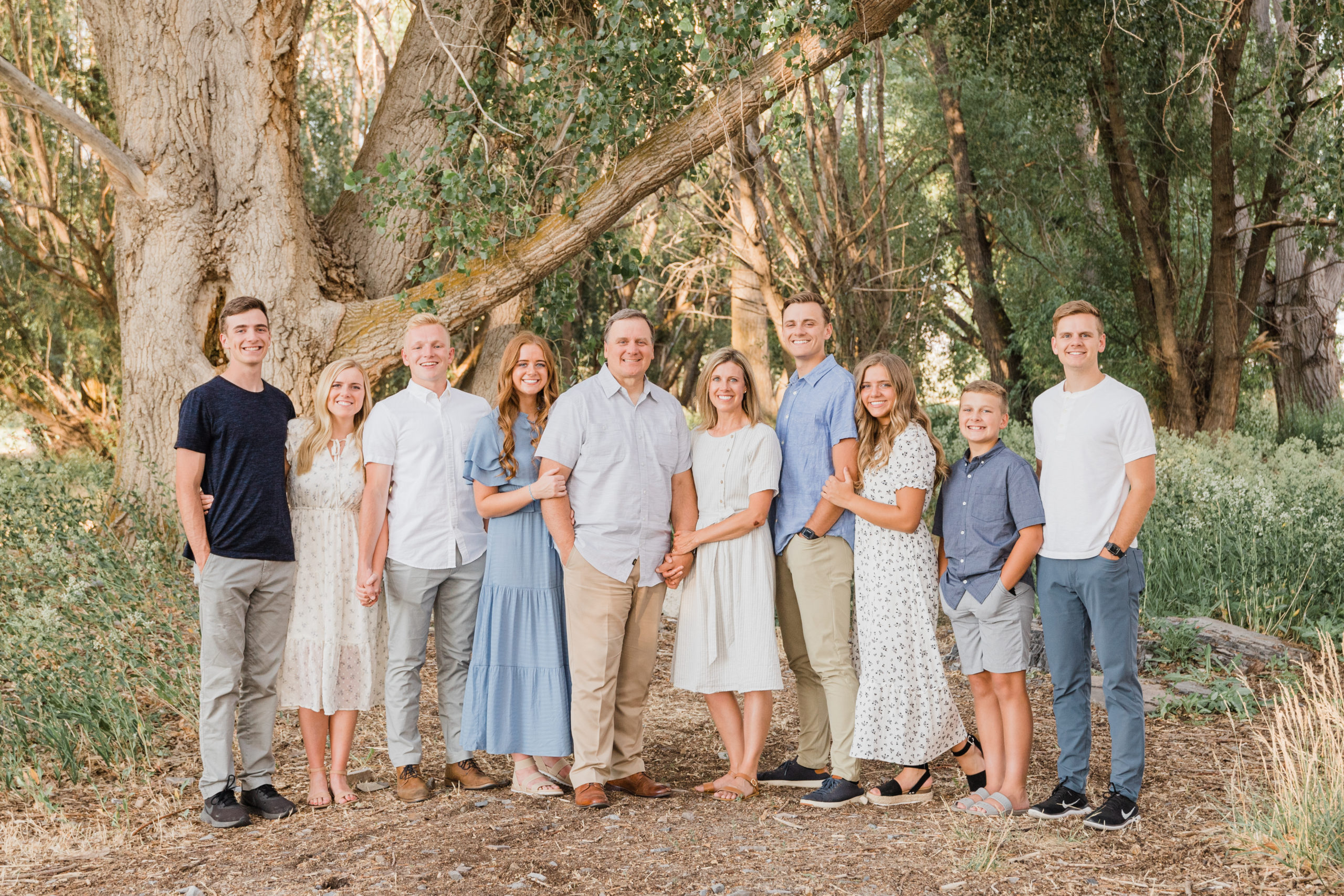 Creating Everlasting Memories with The Power of Family Portraits